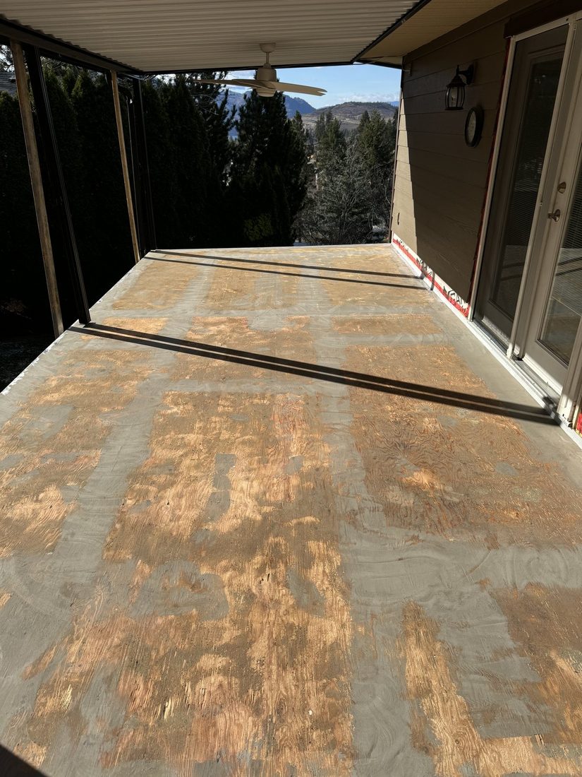 Deck Construction — Nomen Contracting and Electrical